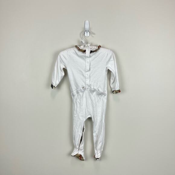 Burberry Baby White Footie & Bib Set 6 Months - Picture 10 of 14